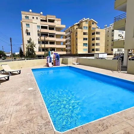 Апартаменты 2 Retreat With Pool & Free Wi-fi *