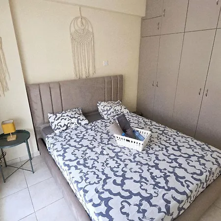 2 Retreat With Pool & Free Wi-fi