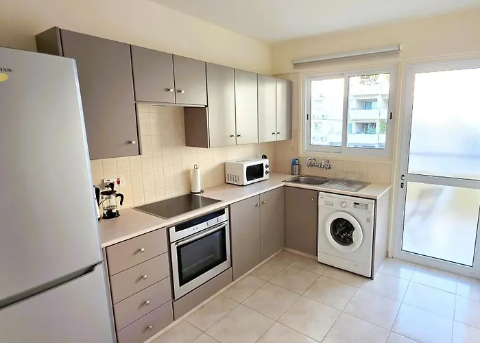 Appartement 2 Retreat With Pool & Free Wi-fi Larnaca