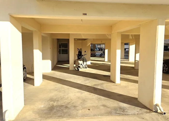 Appartement 2 Retreat With Pool & Free Wi-fi *